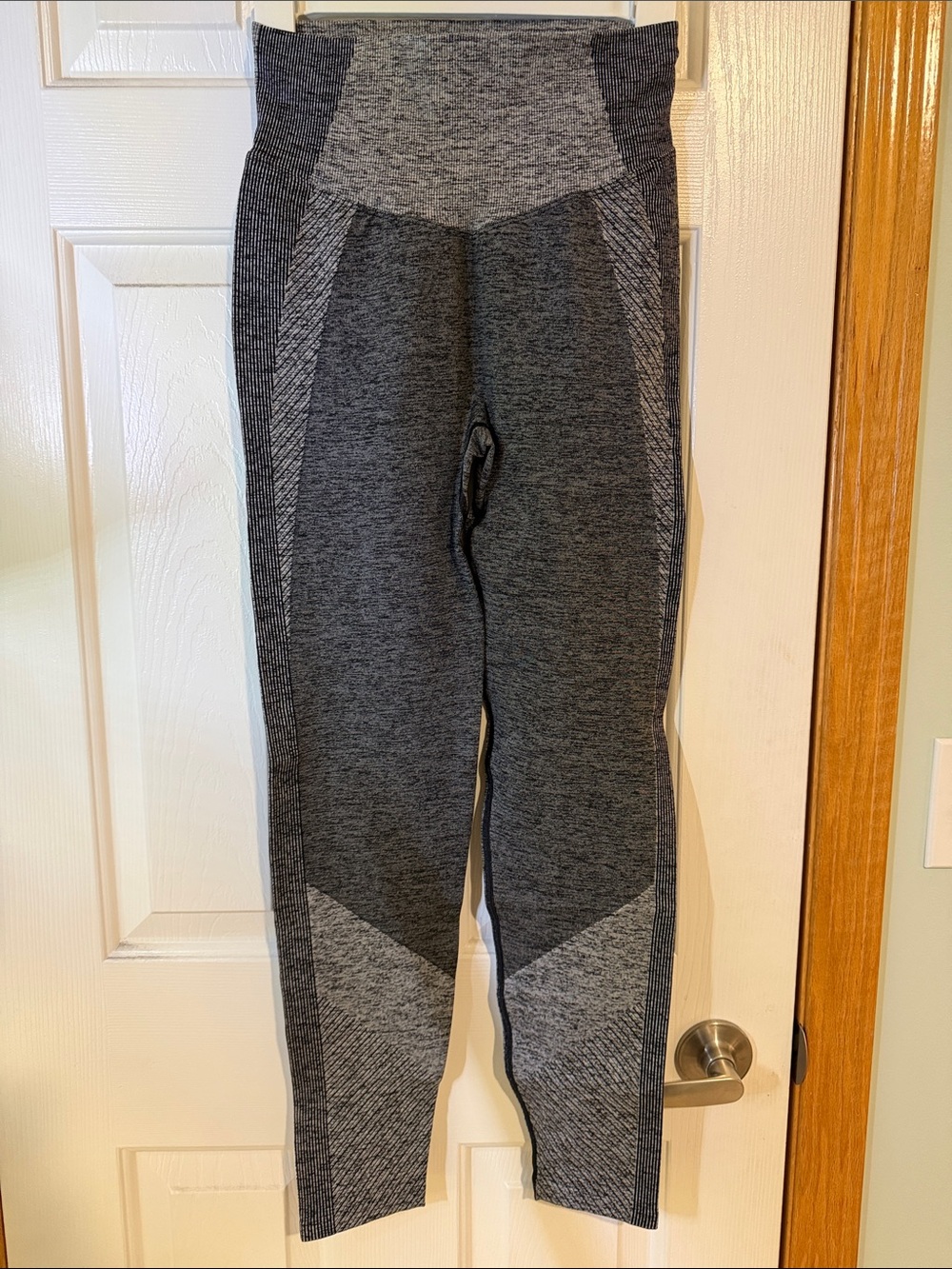 PINK Victoria's Secret Gray Seamless High-Waist Leggings